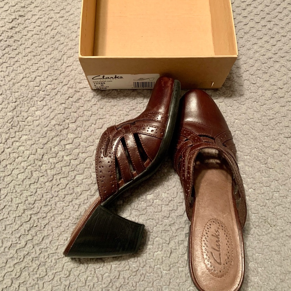 Clarks Dark Brown Lea “Jessie dressy shoes. Size 8M. Great condition.